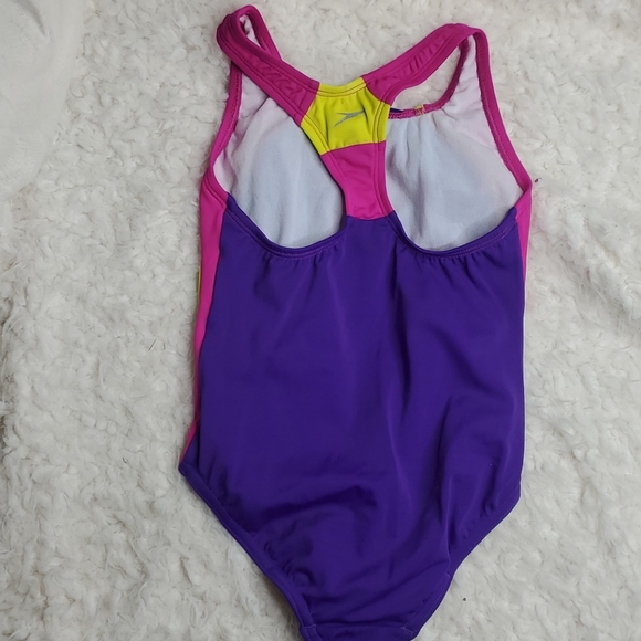 Bikini - Picture 2 of 2